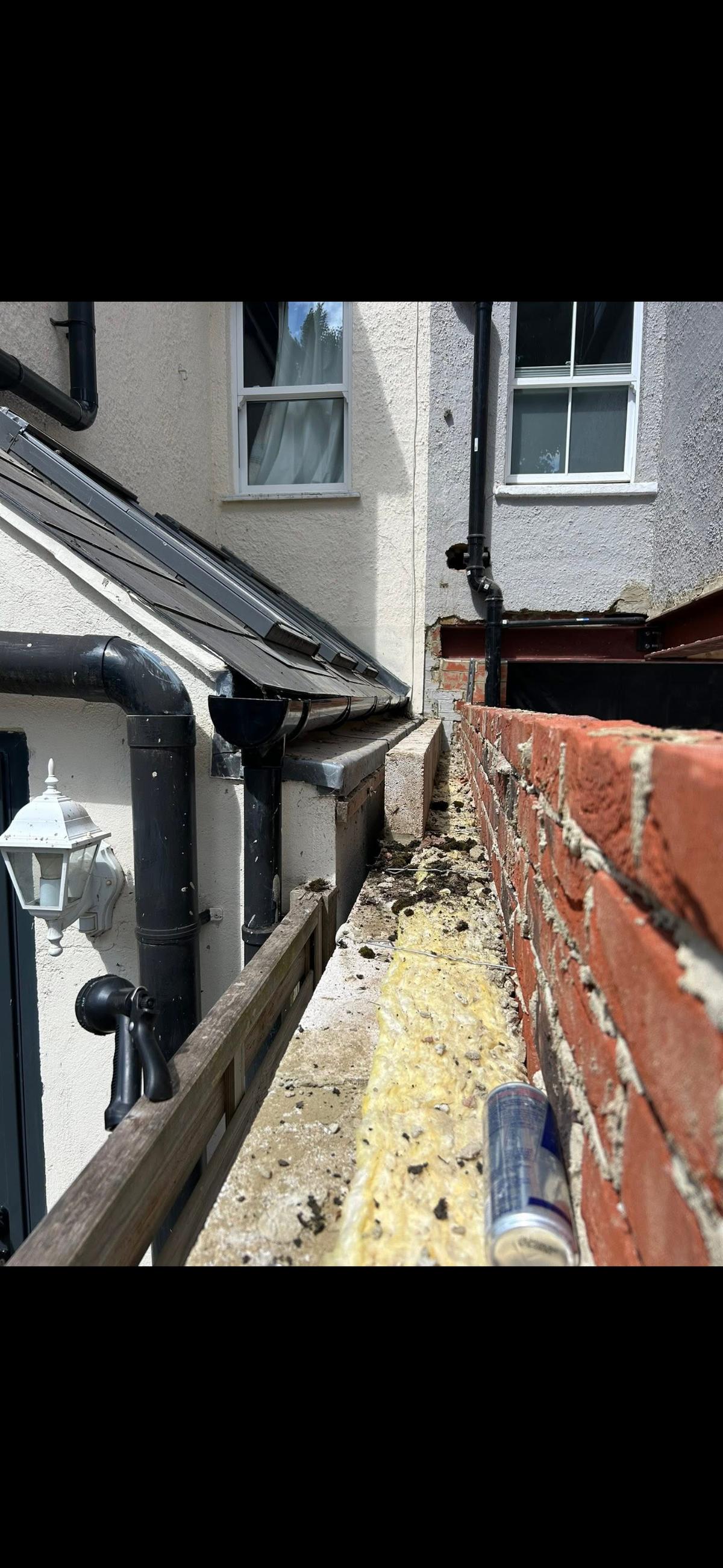 Blocked gutter channel