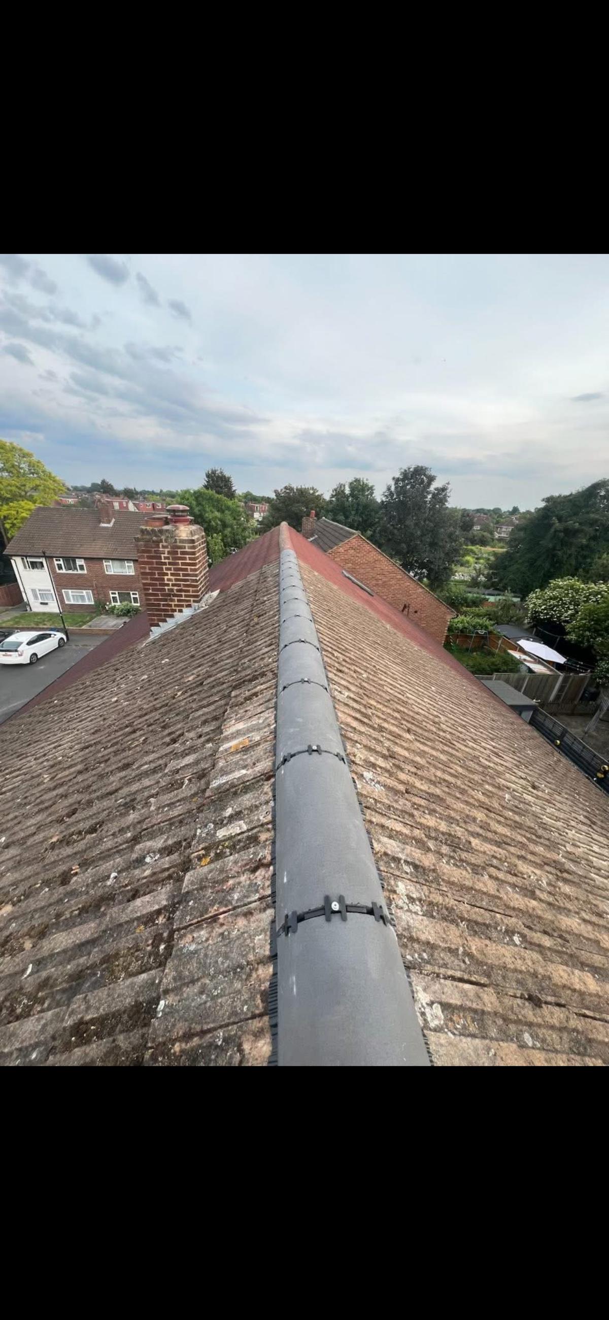 Dry fix ridge fitted